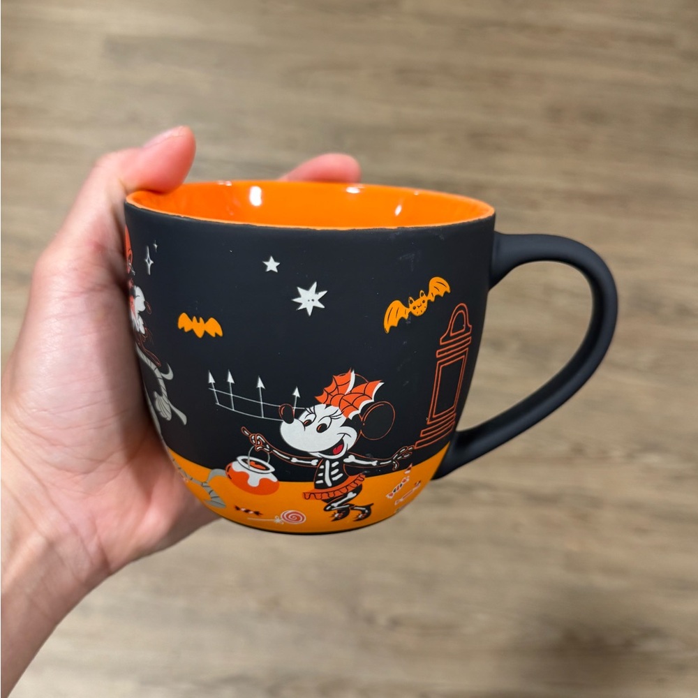 Disney Halloween Mug - Black and Orange Design - Picture 1 of 2